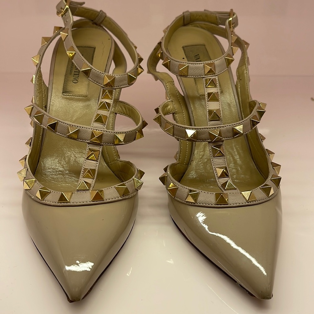 Valentino rock stud pumps size 37.5